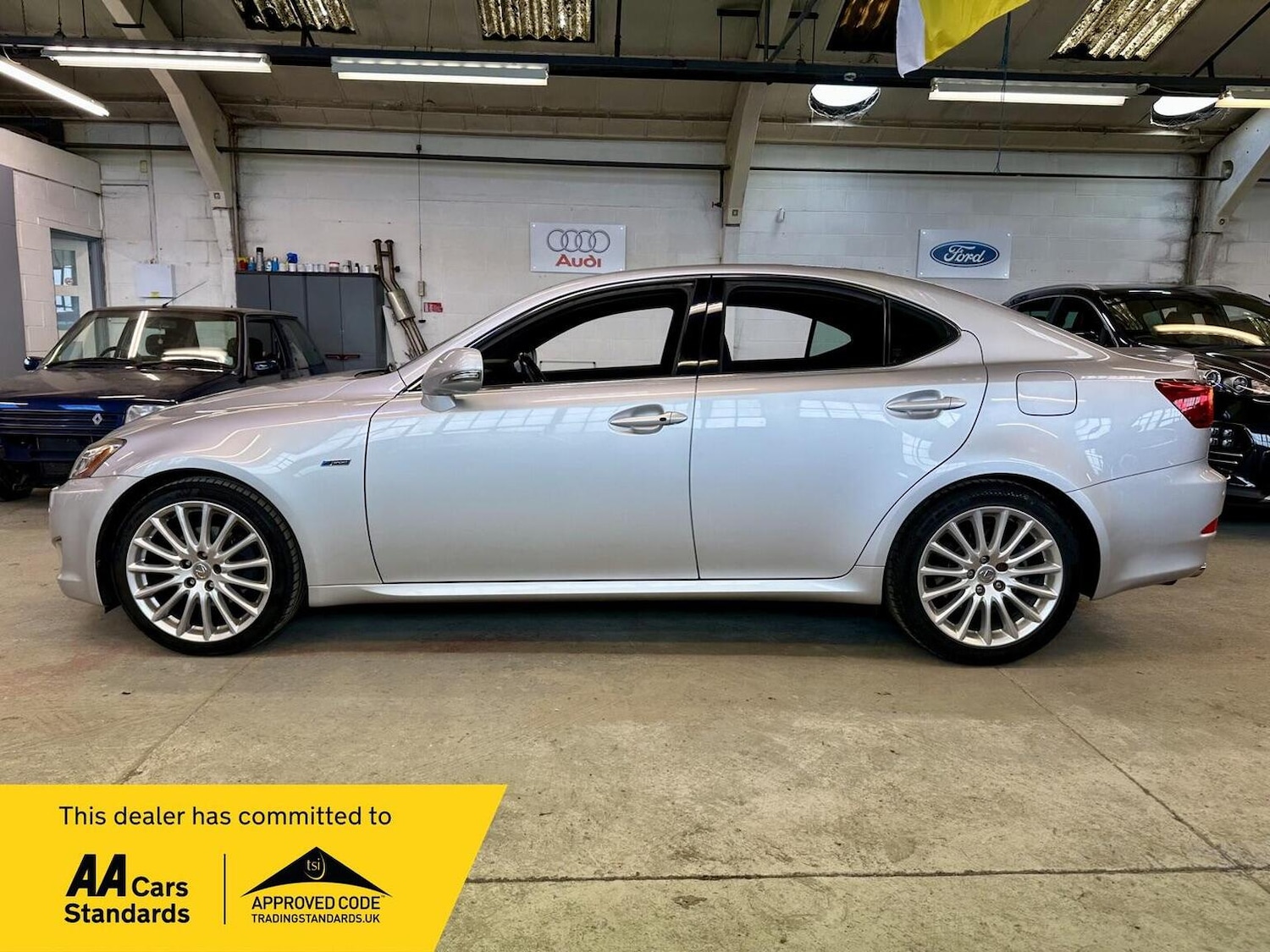 Used Lexus IS 2010 for sale - 78064170: Photo 8
