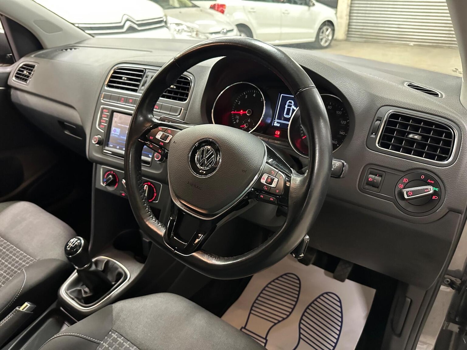 Used Volkswagen Polo 2017 for sale - 78011310: Photo 41