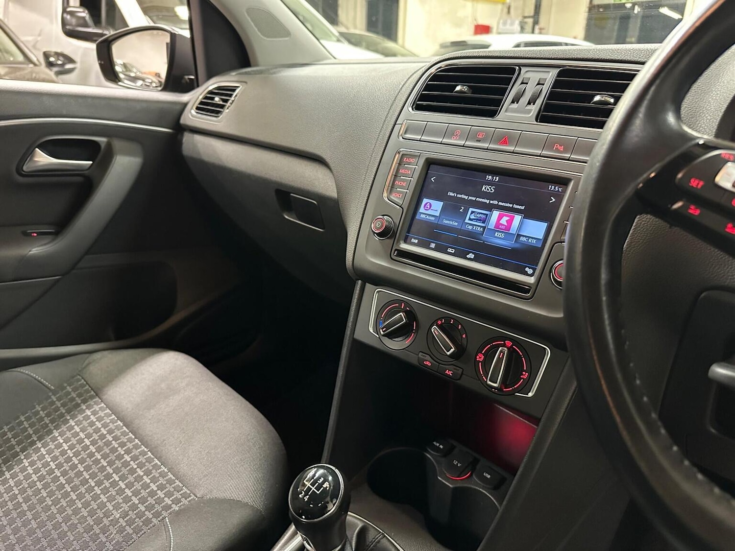 Used Volkswagen Polo 2017 for sale - 78011310: Photo 46