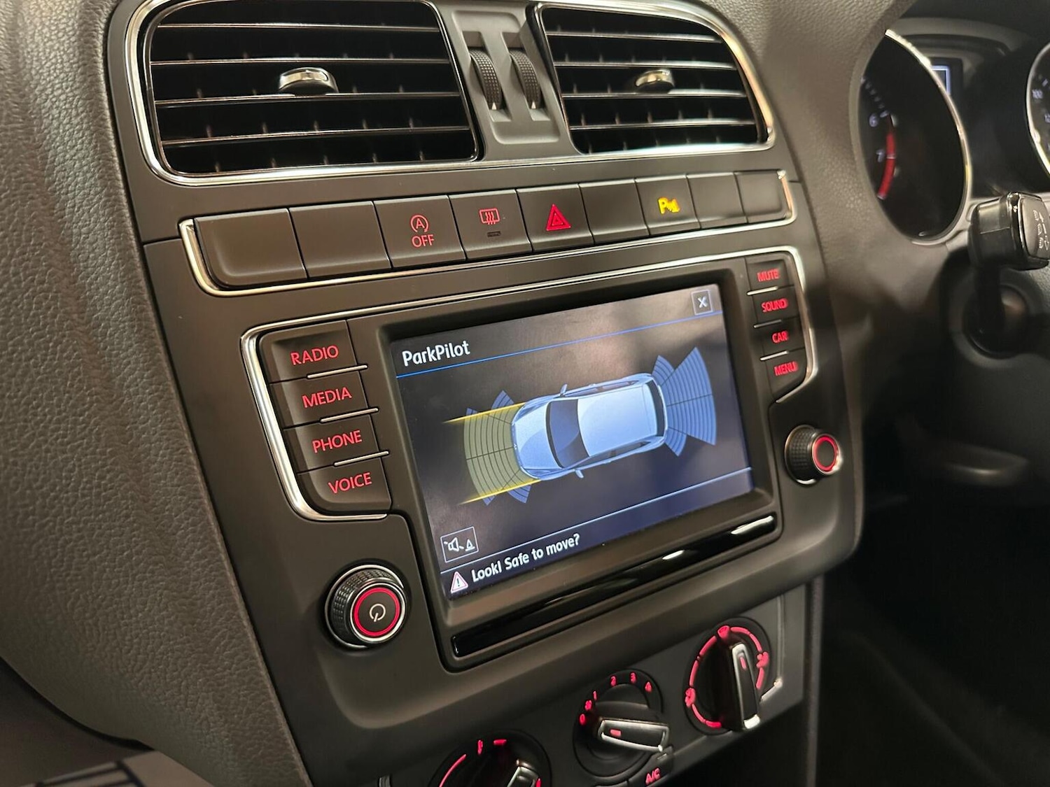 Used Volkswagen Polo 2017 for sale - 78011310: Photo 55