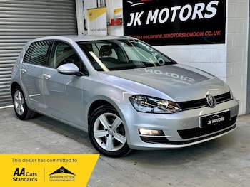 Used Volkswagen Golf 2017 for sale - 78558902: Photo