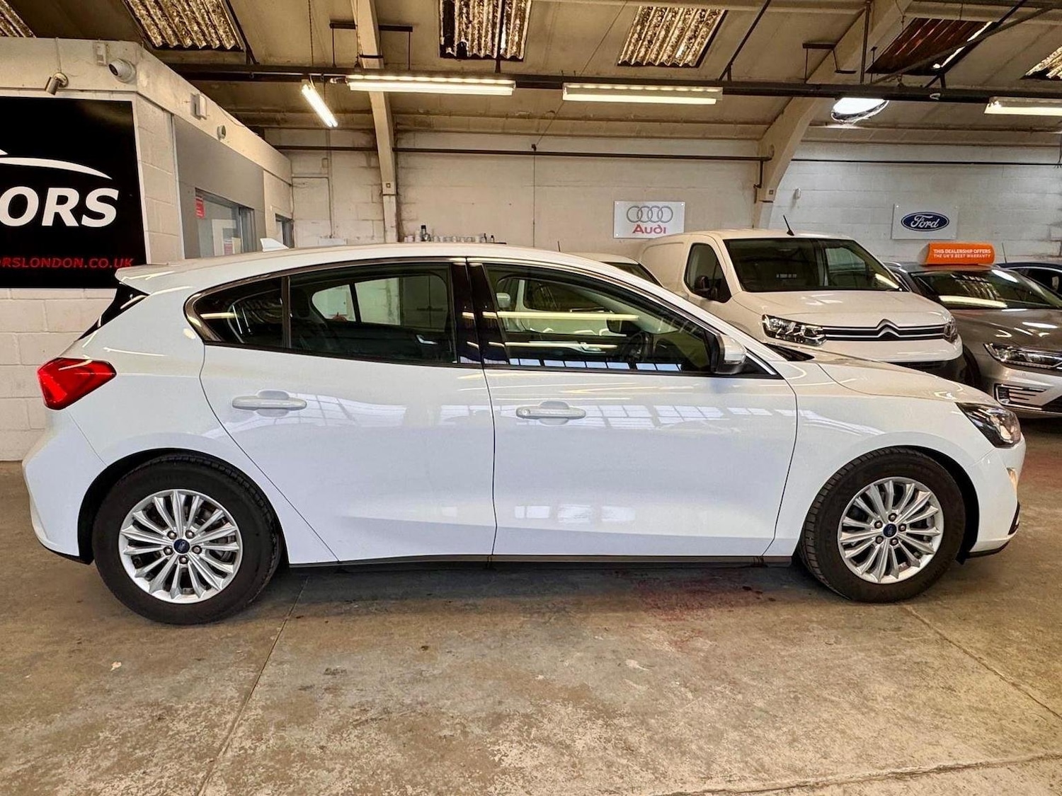Used Ford Focus 2019 for sale - 76449736: Photo 8