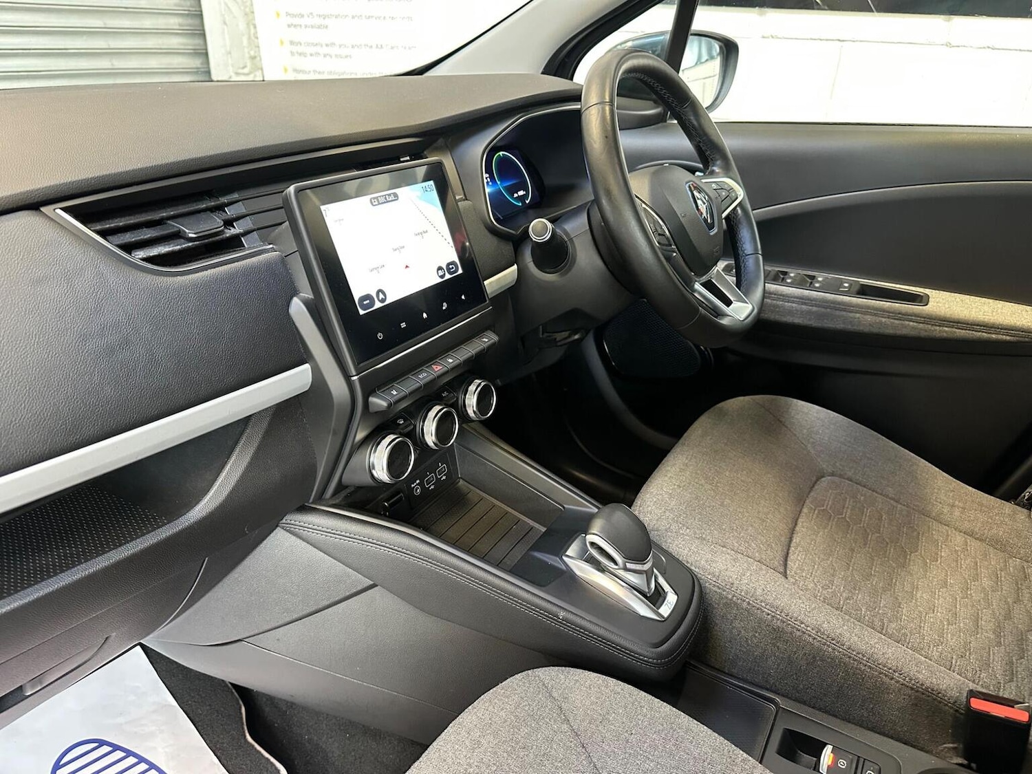 Used Renault Zoe 2020 for sale - 77567470: Photo 11