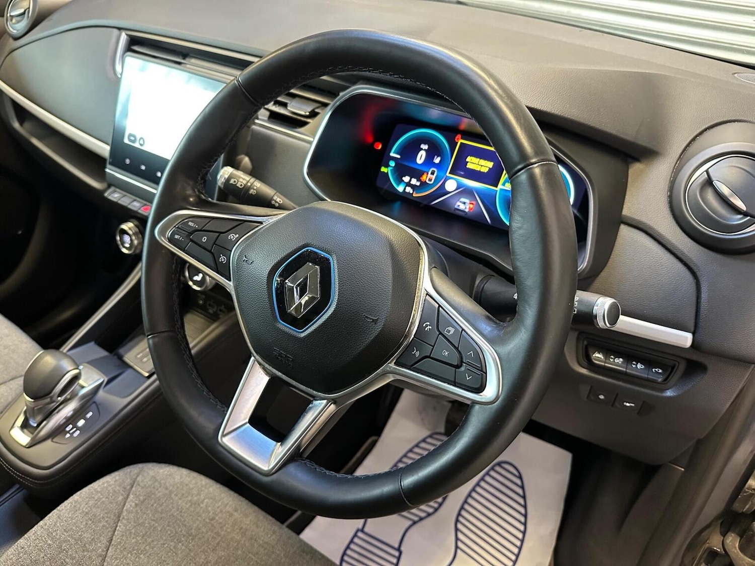 Used Renault Zoe 2020 for sale - 77567470: Photo 9