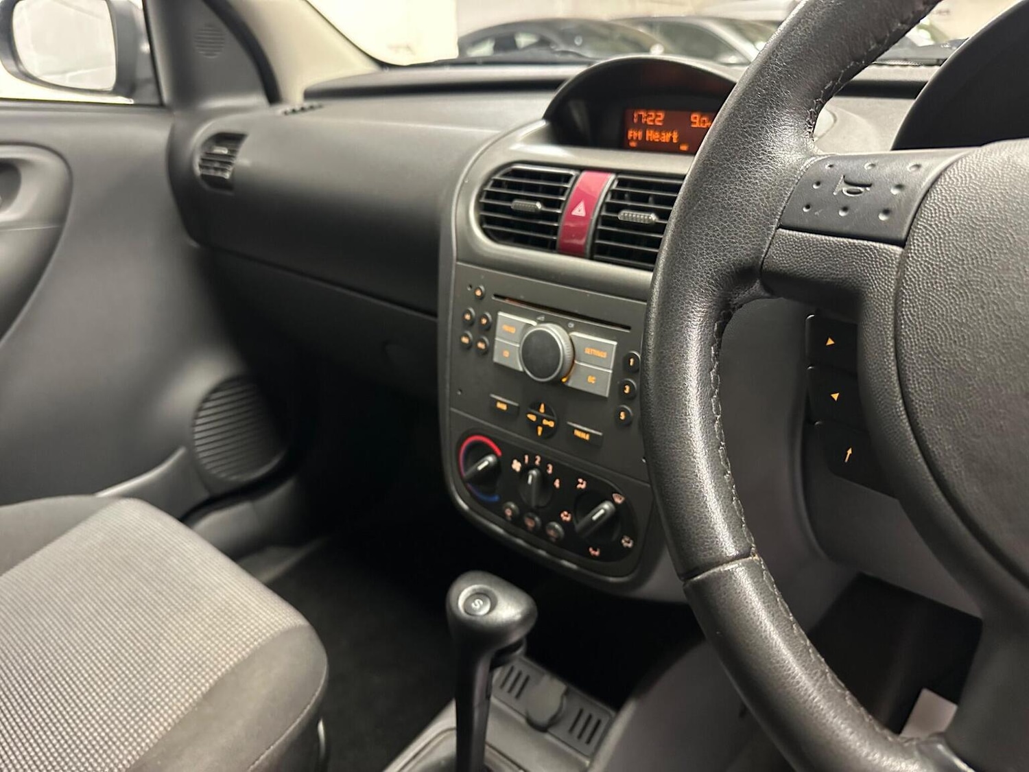 Used Vauxhall Corsa 2005 for sale - 77398376: Photo 37