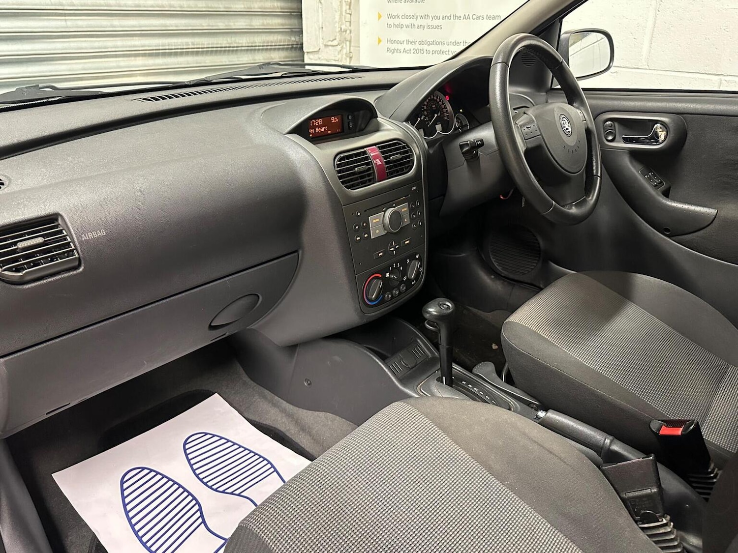 Used Vauxhall Corsa 2005 for sale - 77398376: Photo 40