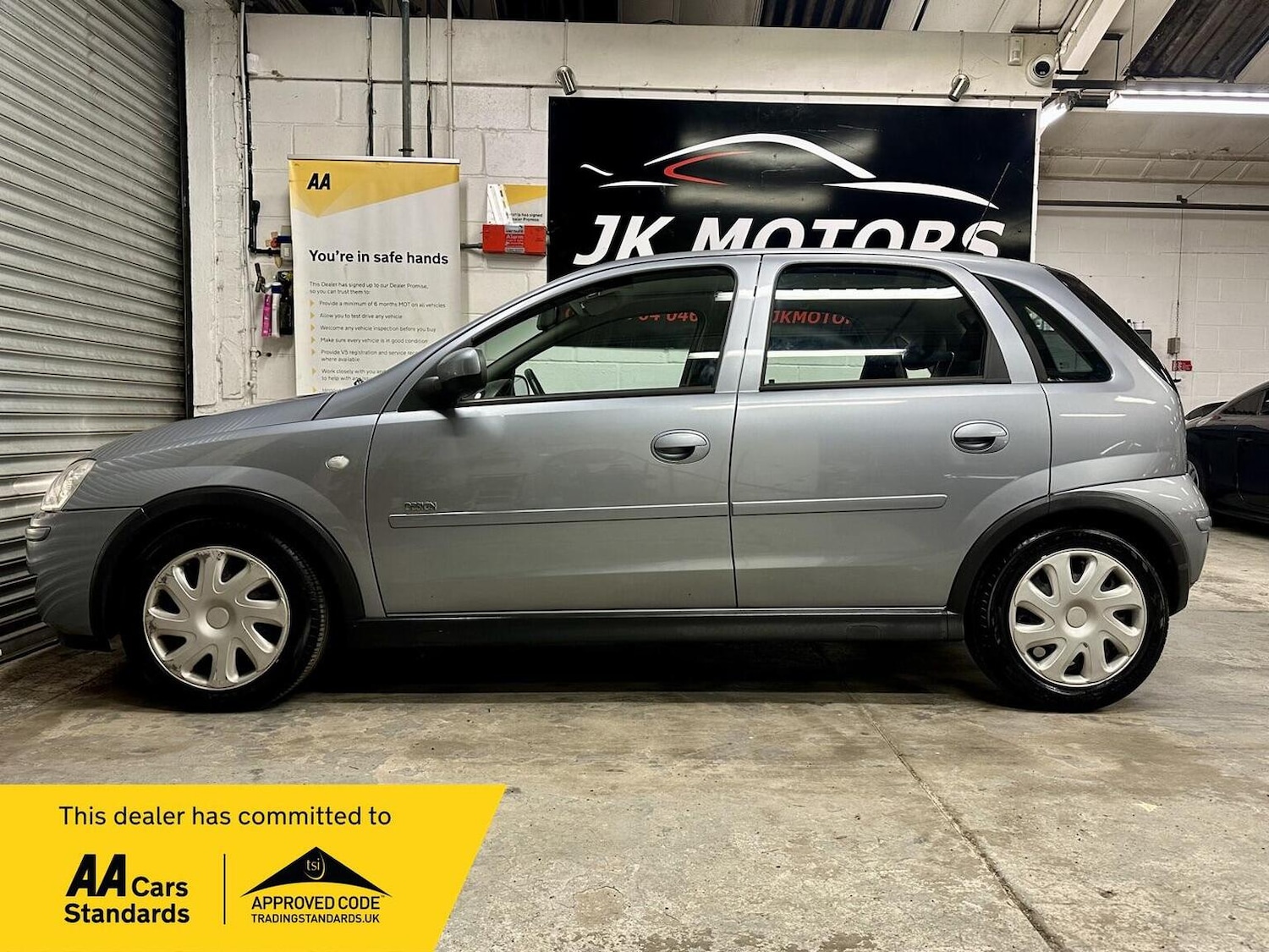 Used Vauxhall Corsa 2005 for sale - 77398376: Photo 6