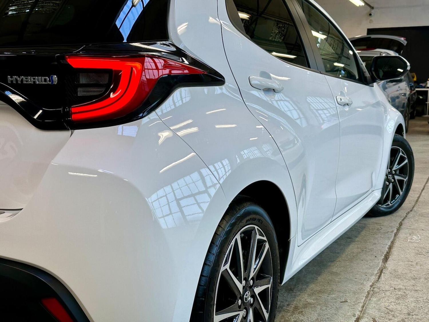 Used Toyota Yaris 2022 for sale - 77167803: Photo 33