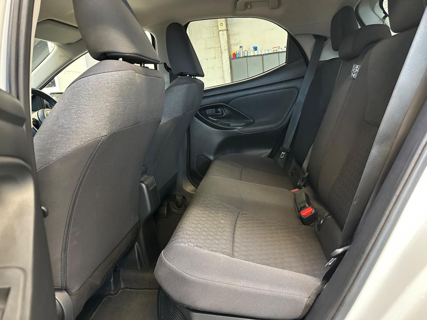 Used Toyota Yaris 2022 for sale - 77167803: Photo 49