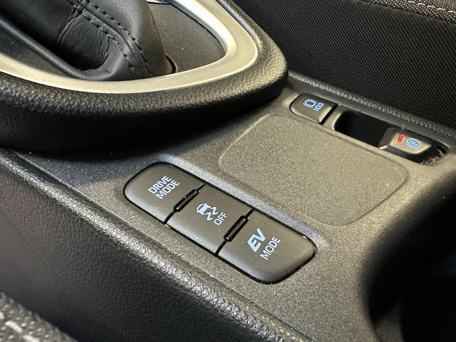 Used Toyota Yaris 2022 for sale - 77167803: Photo 52