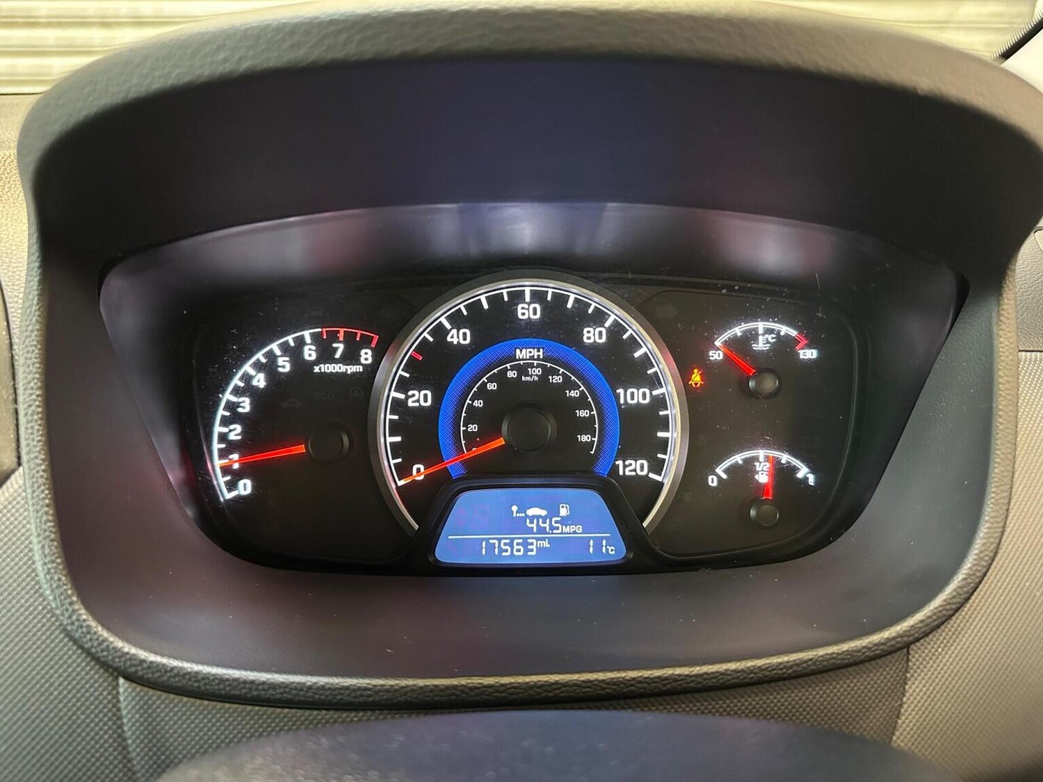 Used Hyundai i10 2018 for sale - 78064191: Photo 40