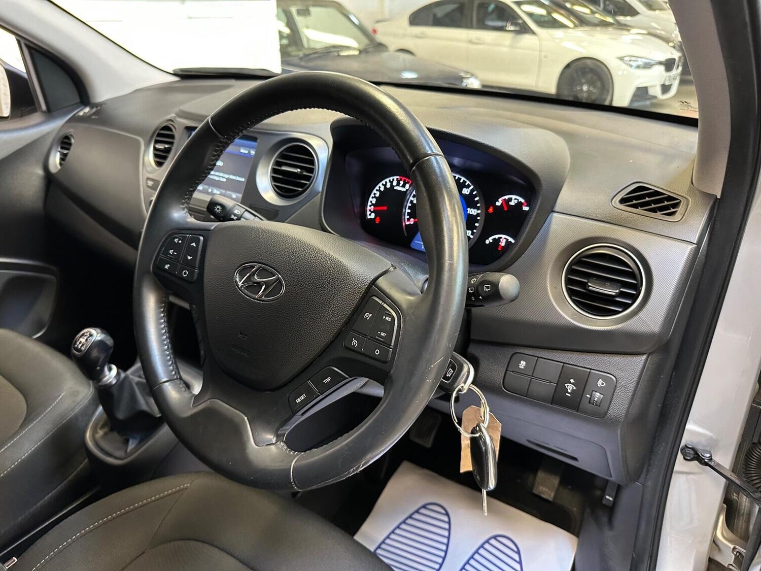 Used Hyundai i10 2018 for sale - 78064191: Photo 9