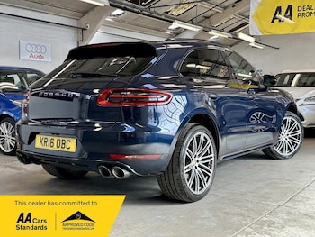 Used Porsche Macan 2016 for sale - 79404410: Photo