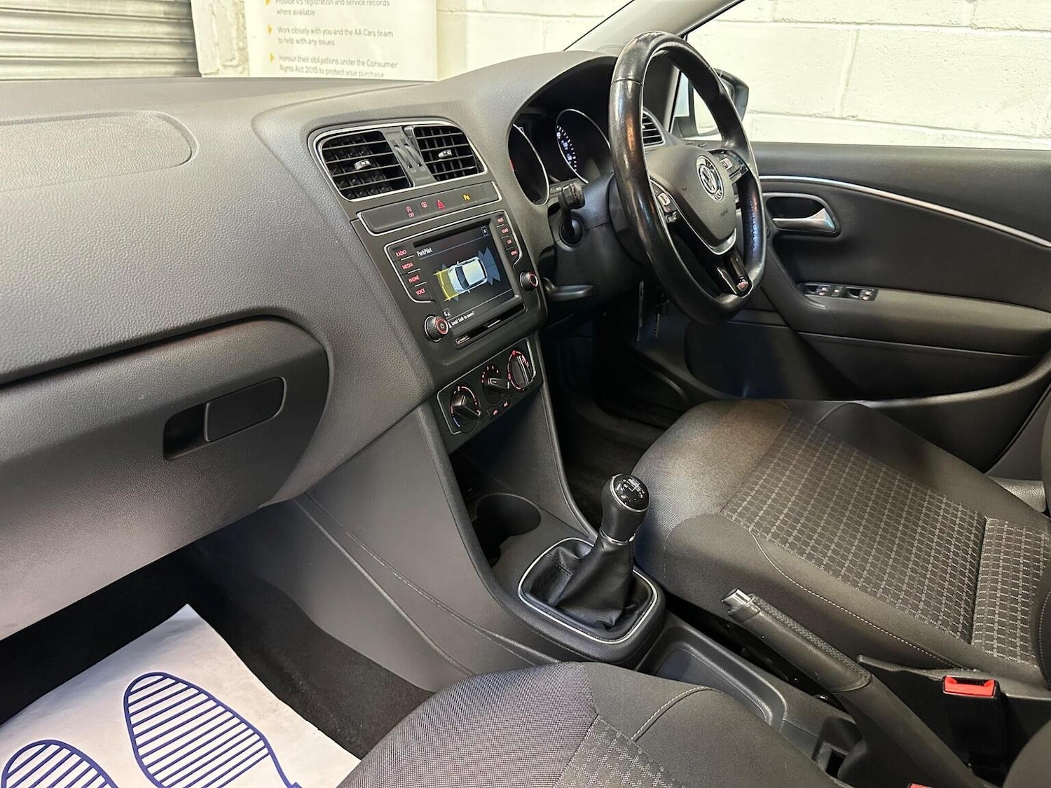 Used Volkswagen Polo 2017 for sale - 76449720: Photo 11