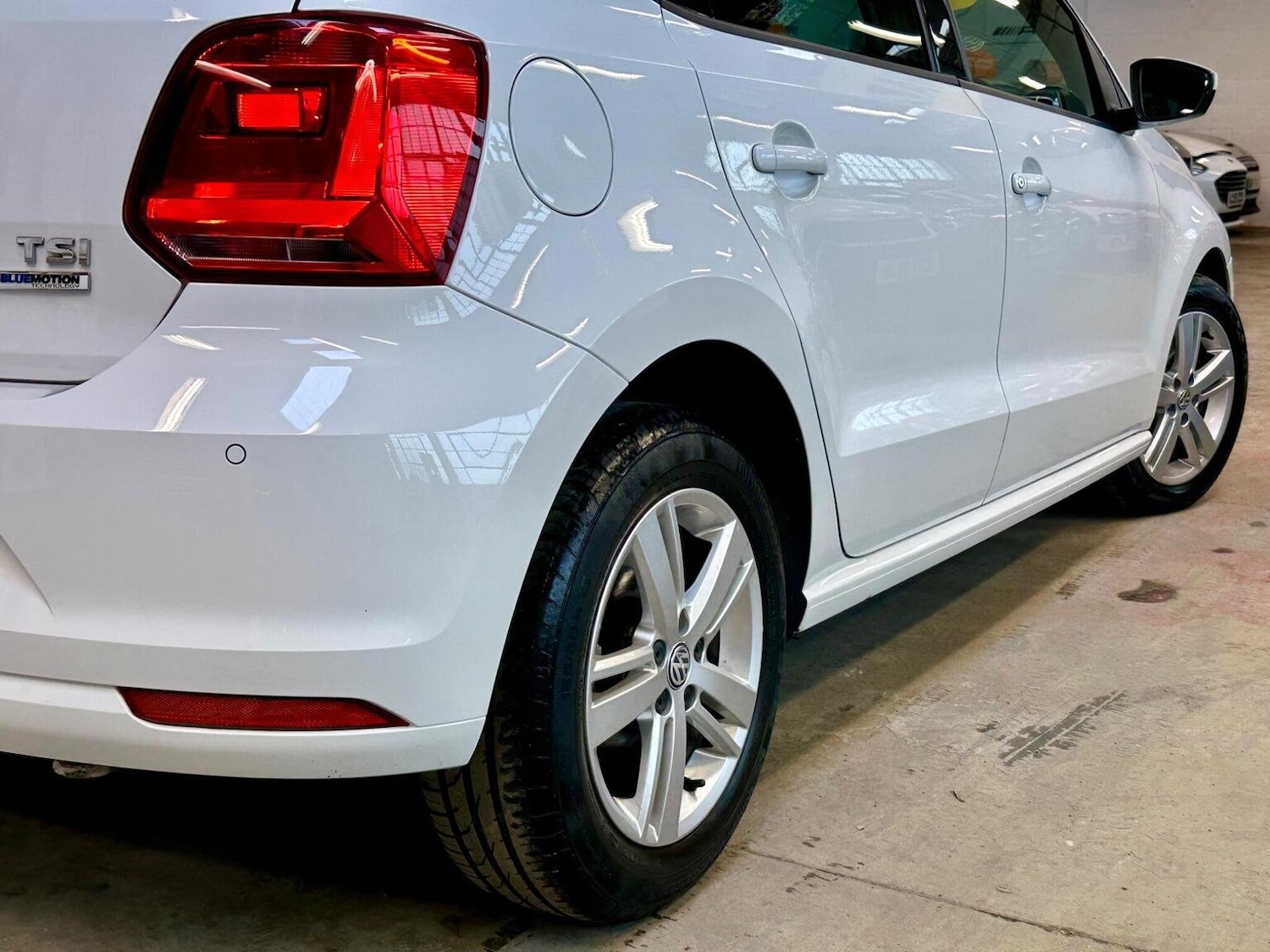 Used Volkswagen Polo 2017 for sale - 76449720: Photo 29