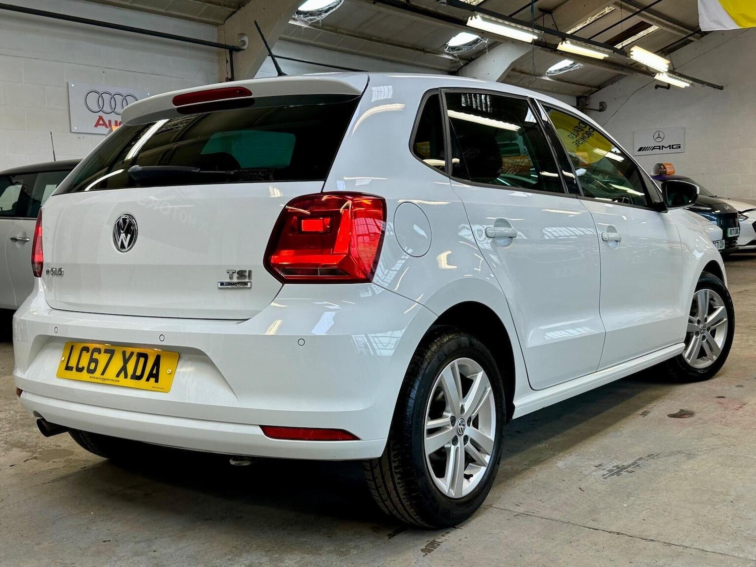 Used Volkswagen Polo 2017 for sale - 76449720: Photo 4