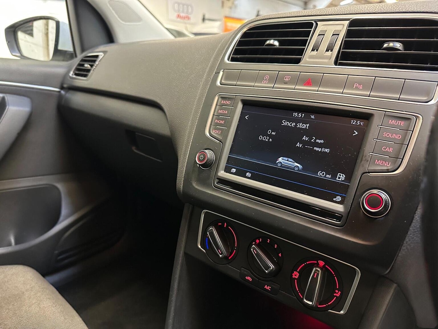 Used Volkswagen Polo 2017 for sale - 76449720: Photo 47