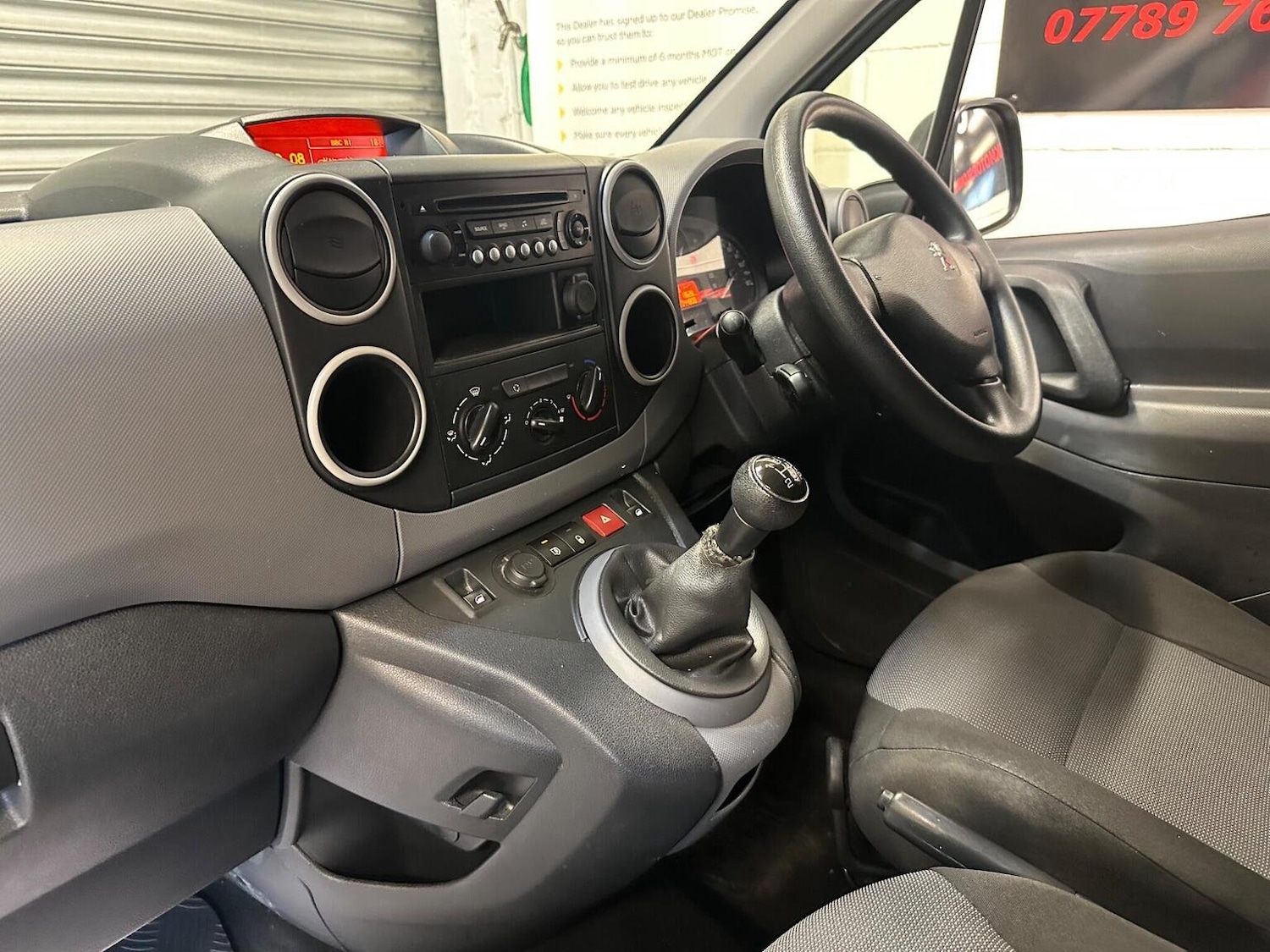 Used Peugeot Partner 2017 for sale - 76449722: Photo 11