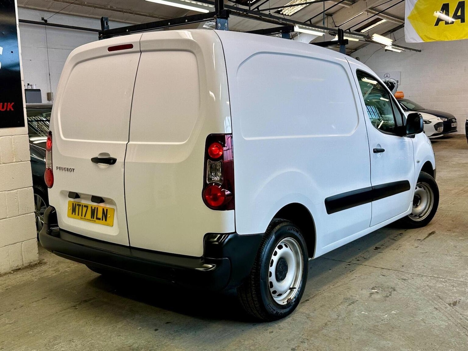 Used Peugeot Partner 2017 for sale - 76449722: Photo 16