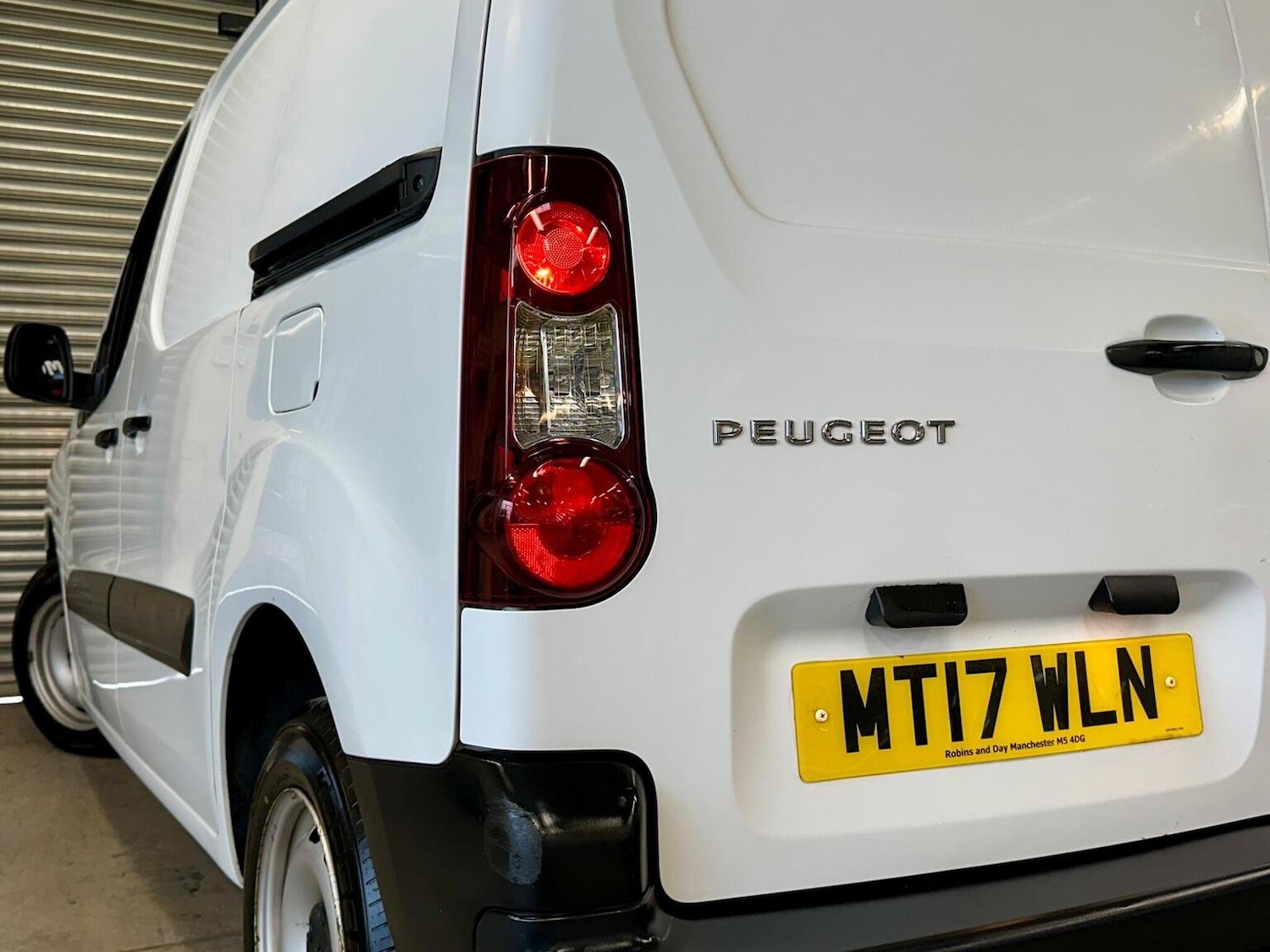 Used Peugeot Partner 2017 for sale - 76449722: Photo 27