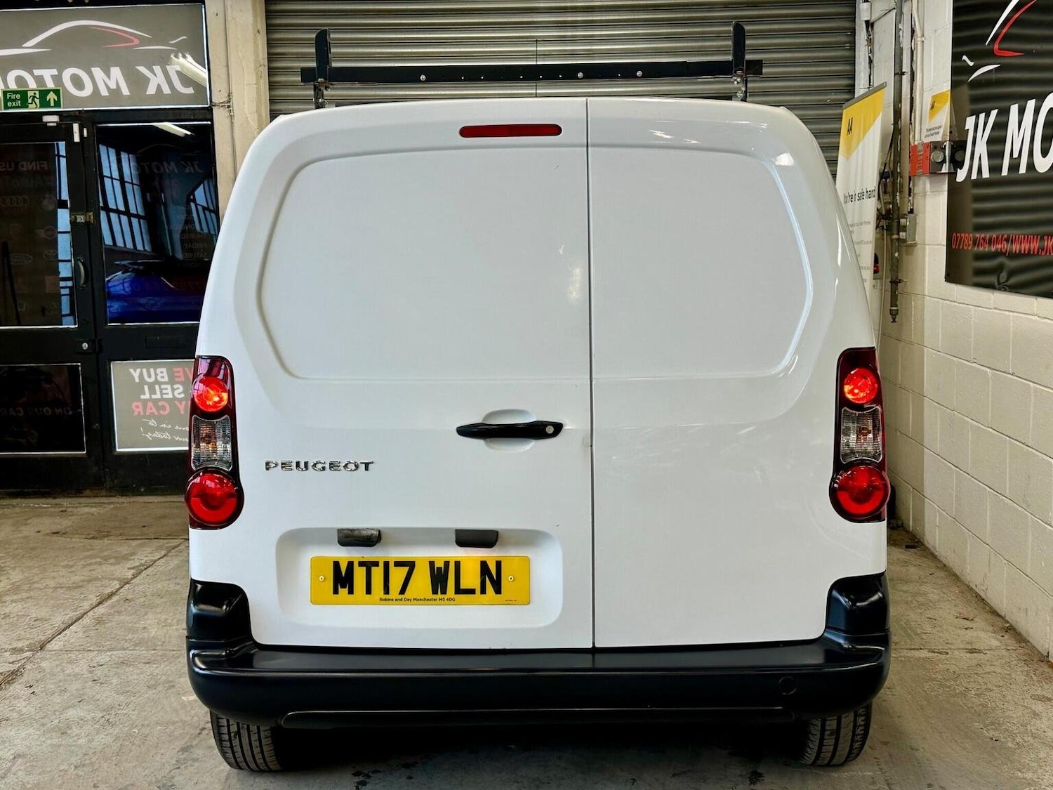 Used Peugeot Partner 2017 for sale - 76449722: Photo 32