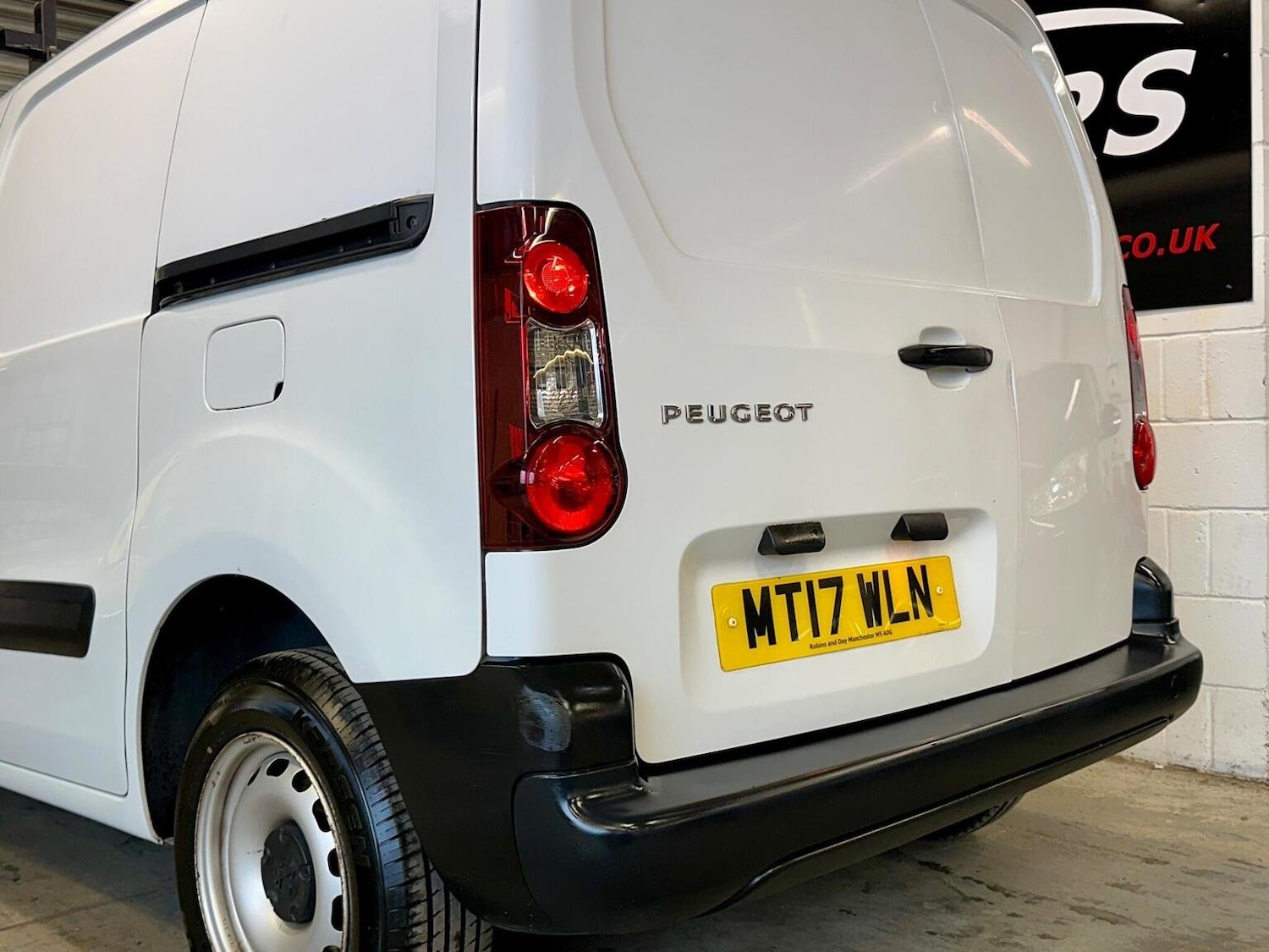 Used Peugeot Partner 2017 for sale - 76449722: Photo 35