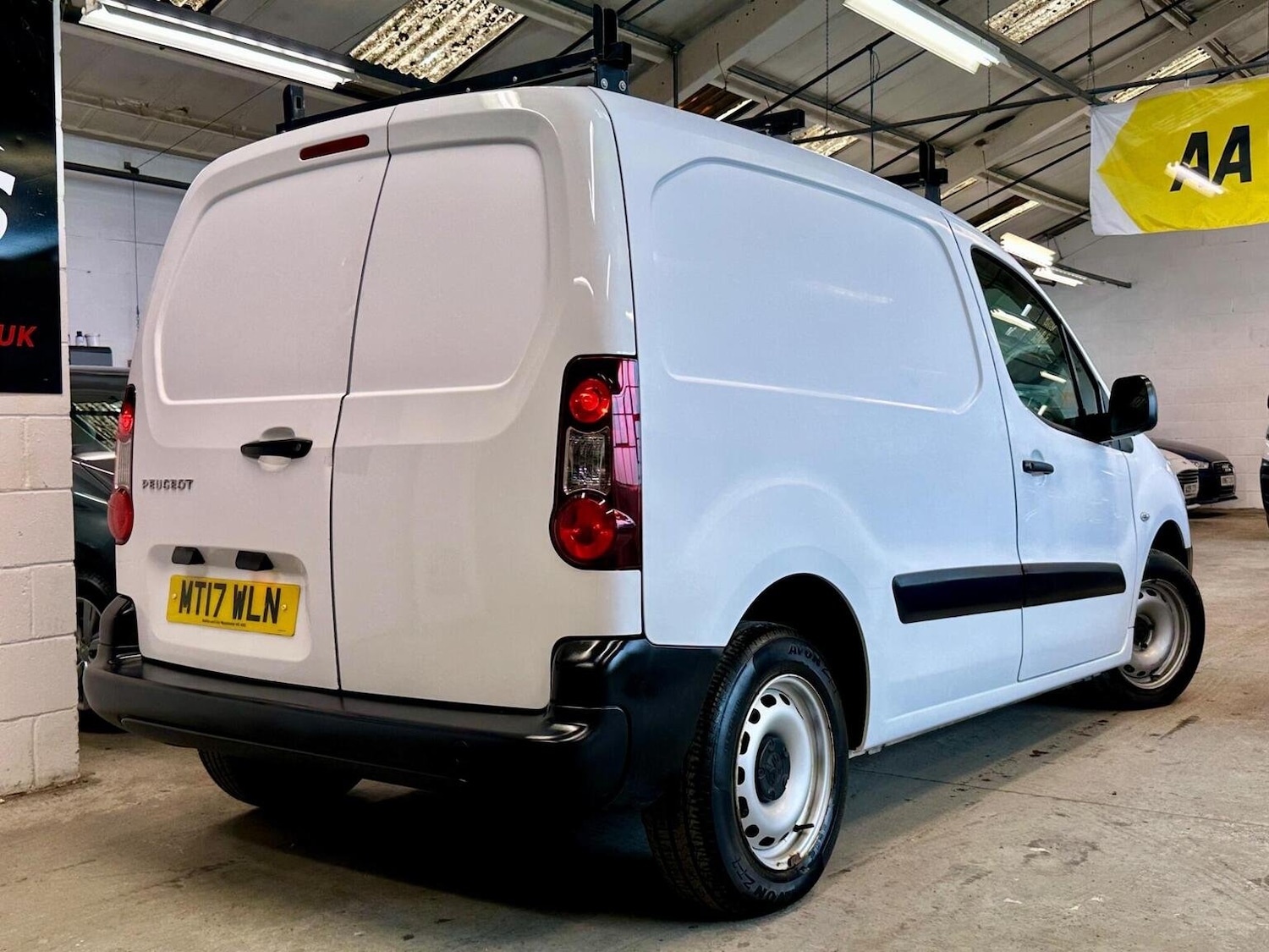 Used Peugeot Partner 2017 for sale - 76449722: Photo 4