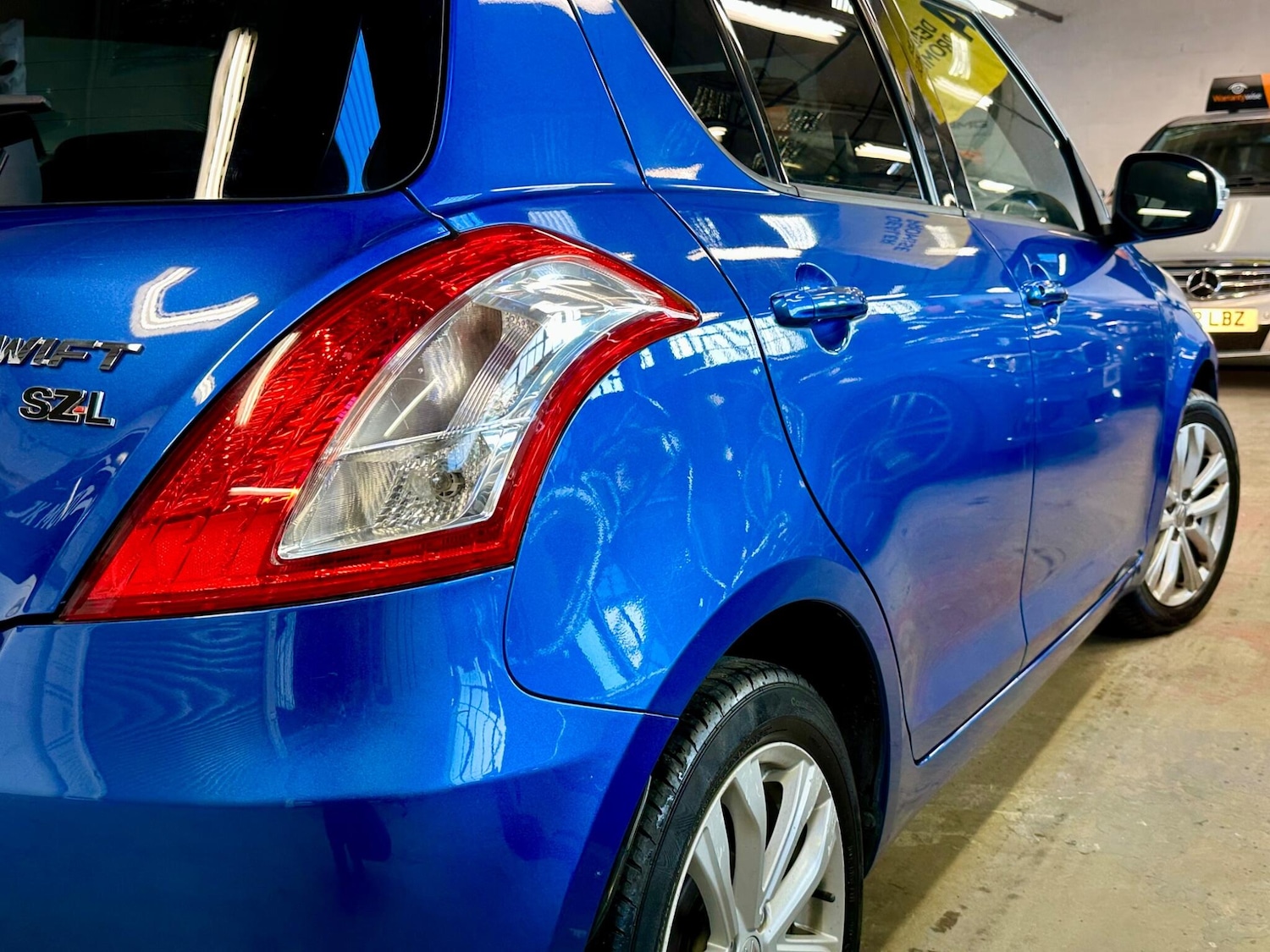 Used Suzuki Swift 2014 for sale - 77033090: Photo 38