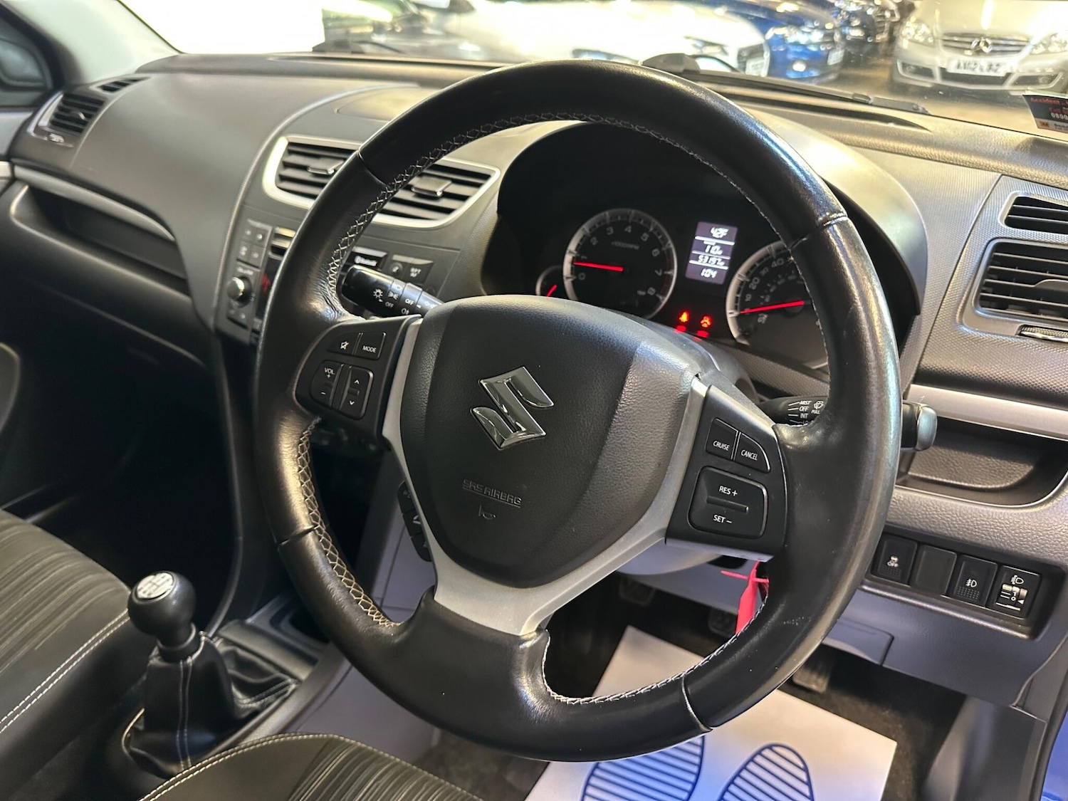 Used Suzuki Swift 2014 for sale - 77033090: Photo 41