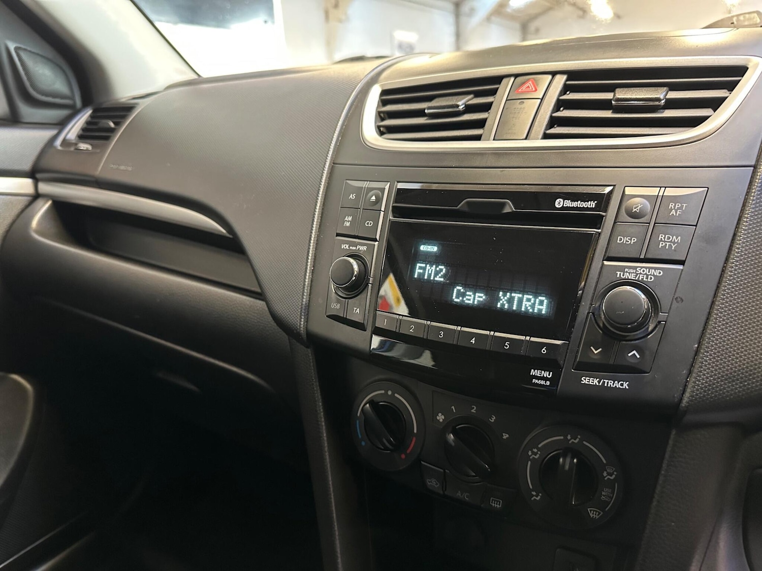 Used Suzuki Swift 2014 for sale - 77033090: Photo 44