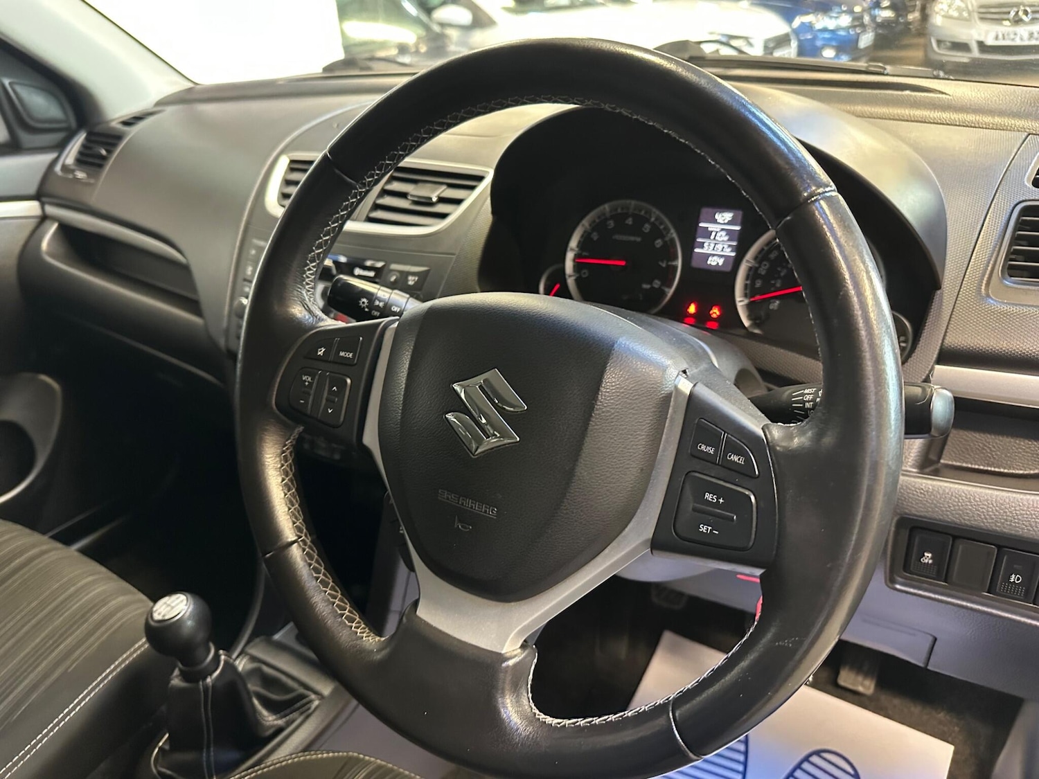 Used Suzuki Swift 2014 for sale - 77033090: Photo 45