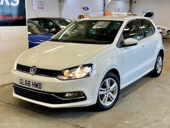 Used Volkswagen Polo 2016 for sale - 76449727: Photo