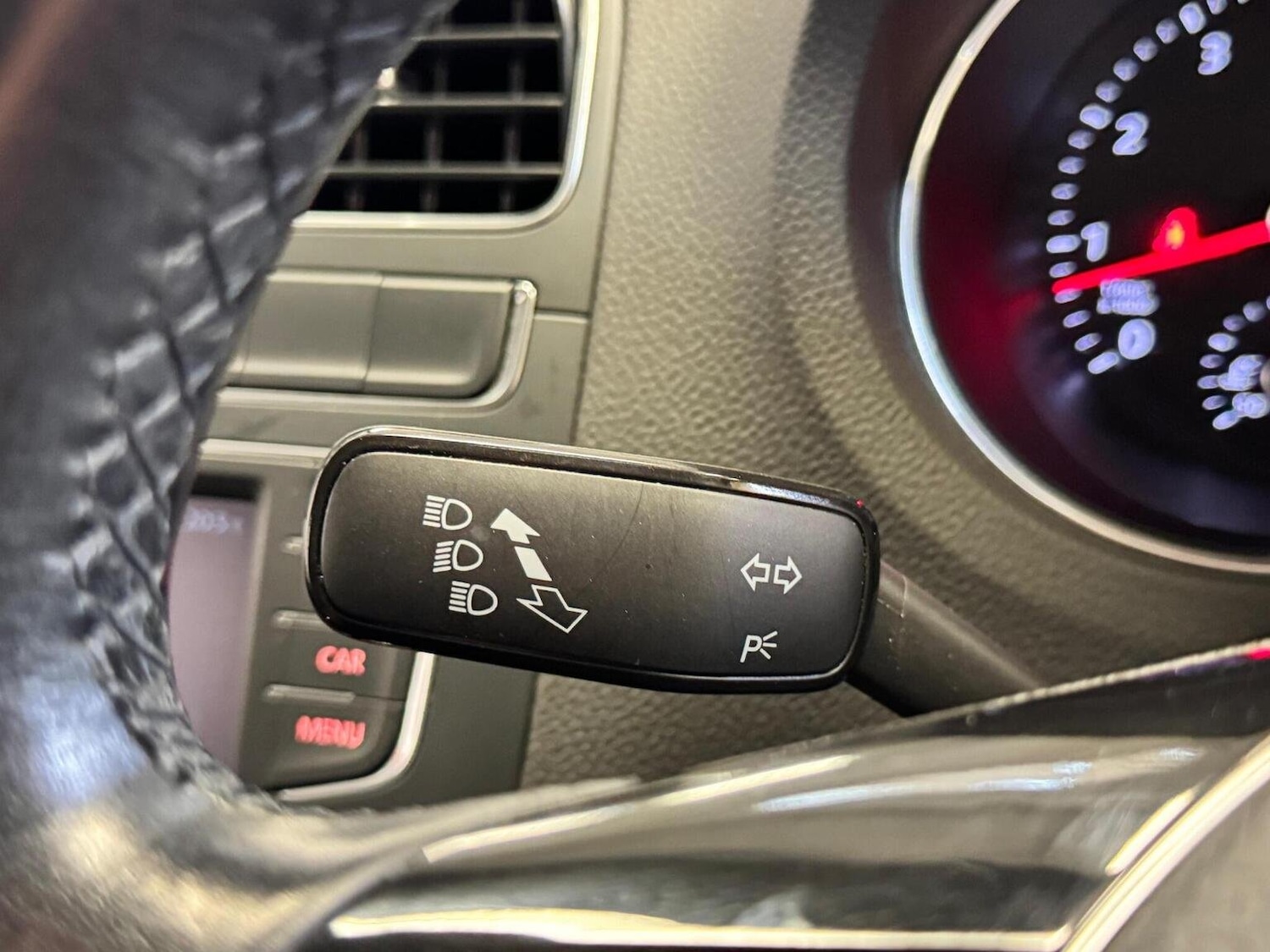 Used Volkswagen Polo 2016 for sale - 76449727: Photo 44