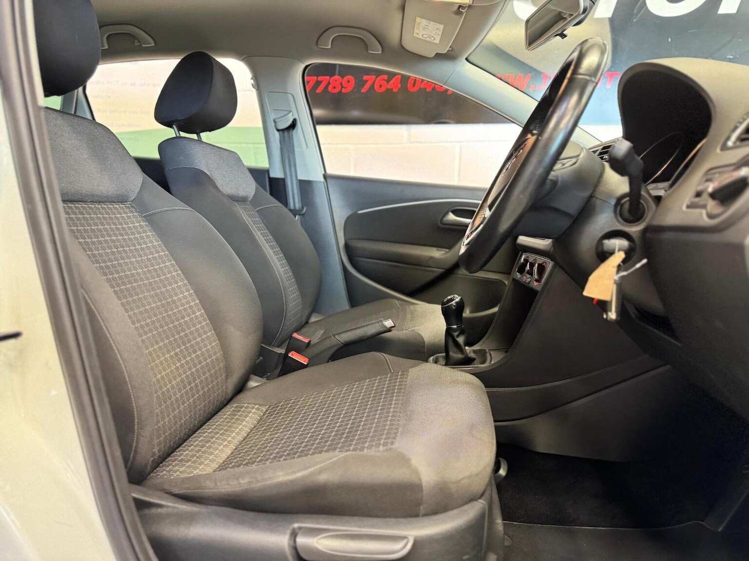 Used Volkswagen Polo 2016 for sale - 76449727: Photo 50