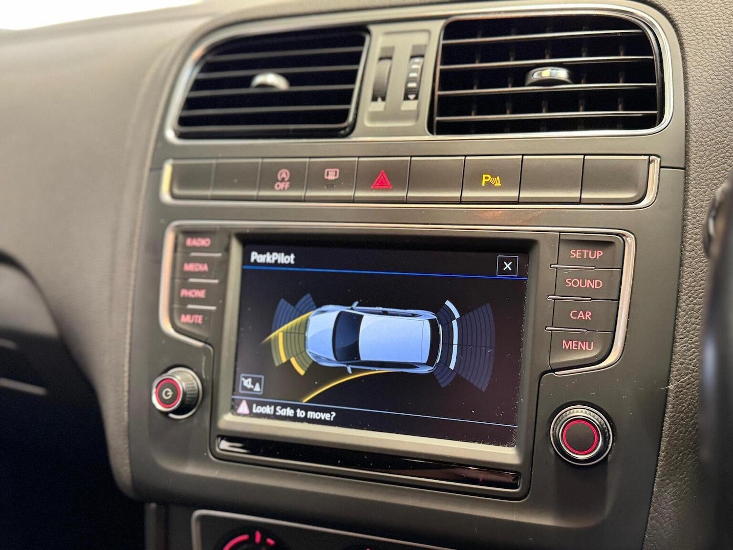 Used Volkswagen Polo 2016 for sale - 76449727: Photo 61