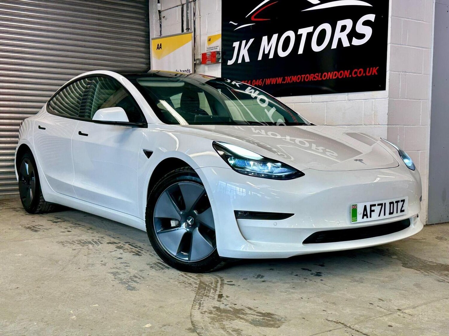 Used Tesla Model 3 2021 for sale - 76449729: Photo 1