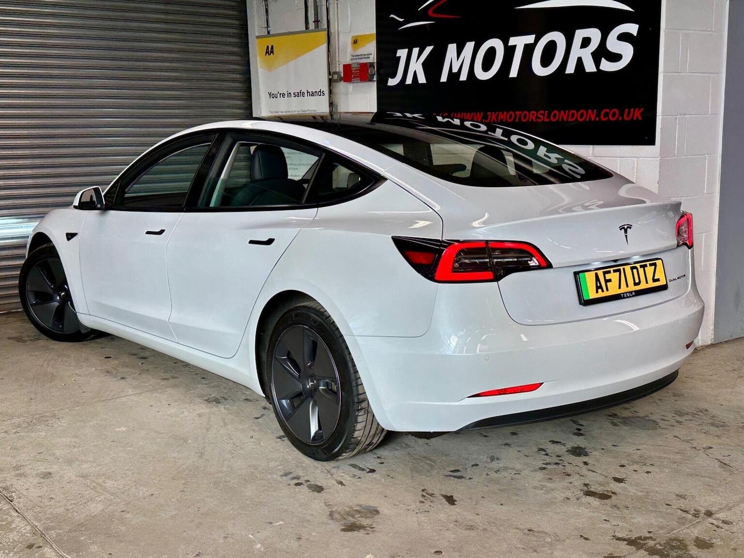 Used Tesla Model 3 2021 for sale - 76449729: Photo 31