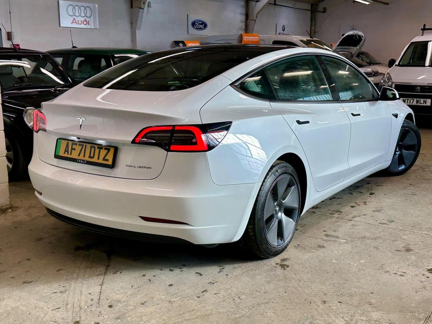 Used Tesla Model 3 2021 for sale - 76449729: Photo 32