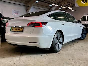 Used Tesla Model 3 2021 for sale - 76449729: Photo