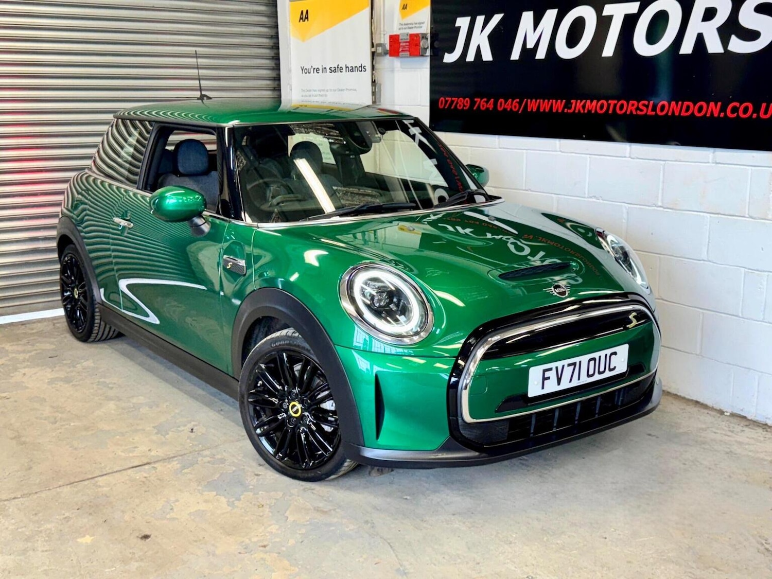 Used MINI Electric Hatch 2021 for sale - 76449730: Photo 29