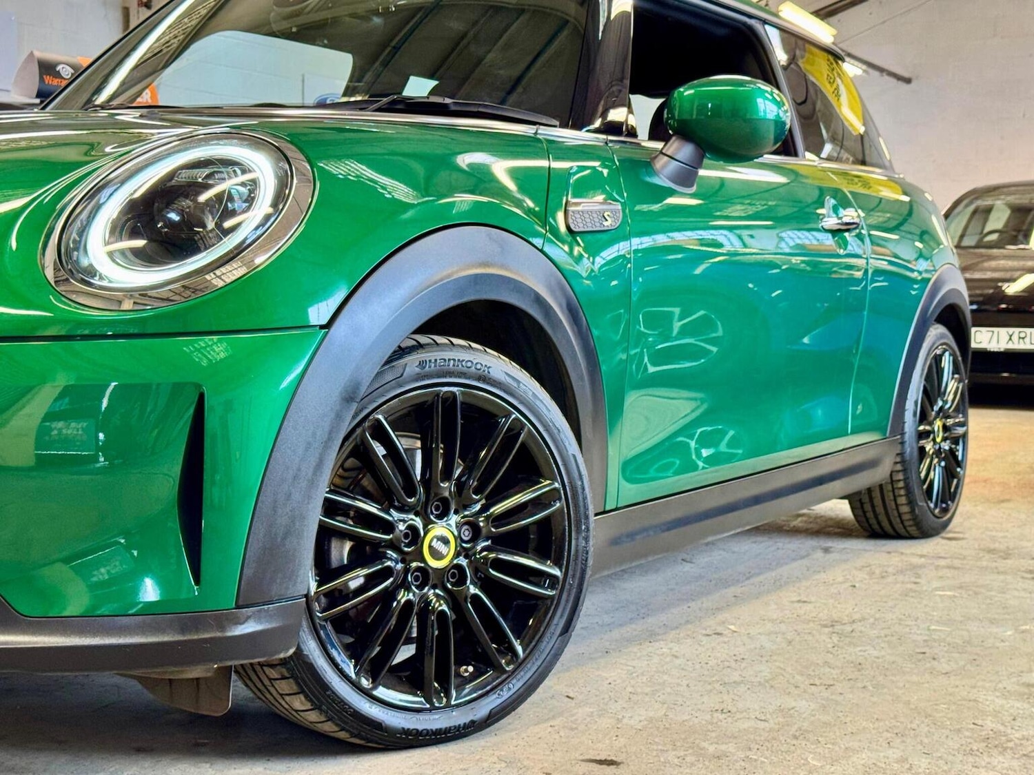 Used MINI Electric Hatch 2021 for sale - 76449730: Photo 32