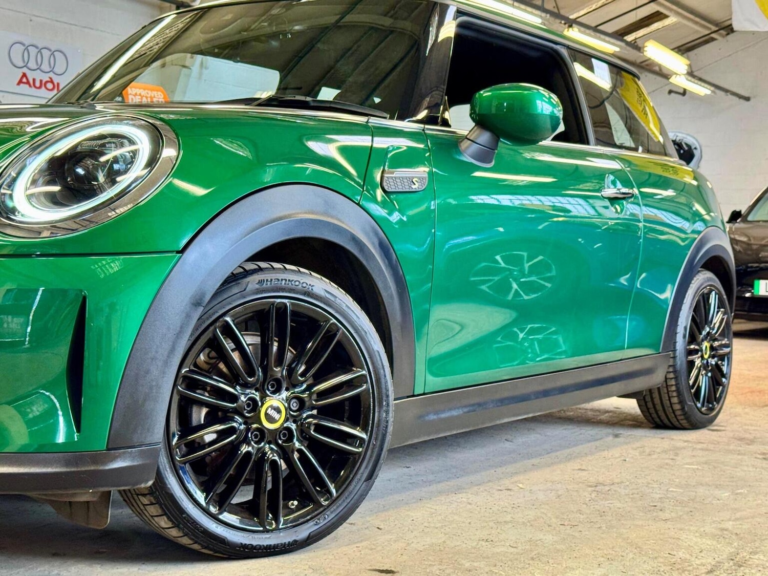 Used MINI Electric Hatch 2021 for sale - 76449730: Photo 48