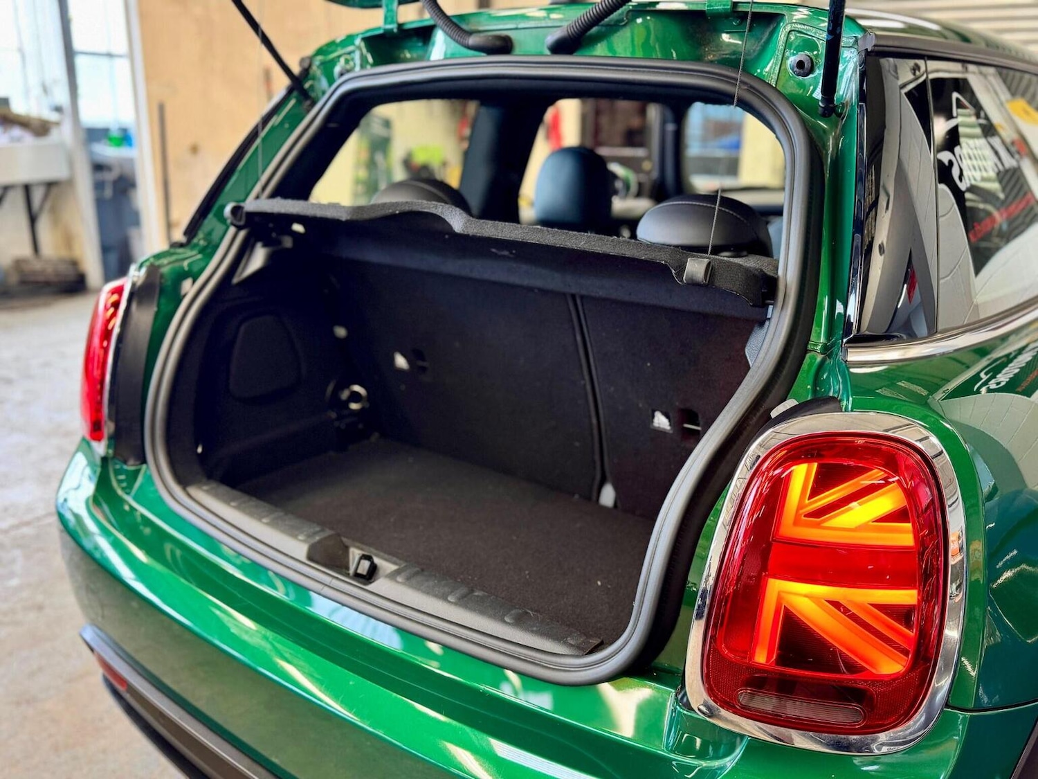 Used MINI Electric Hatch 2021 for sale - 76449730: Photo 51