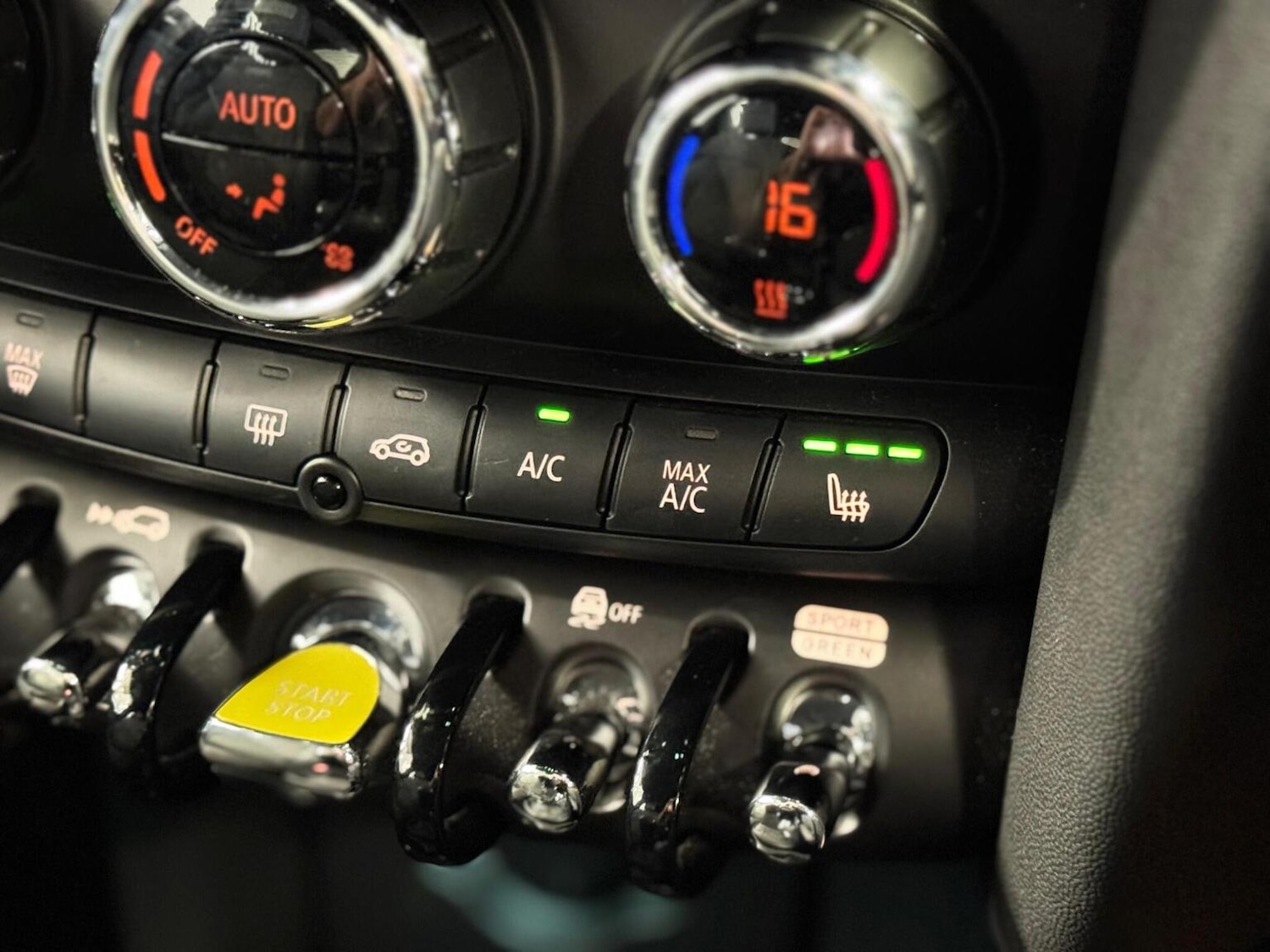 Used MINI Electric Hatch 2021 for sale - 76449730: Photo 72