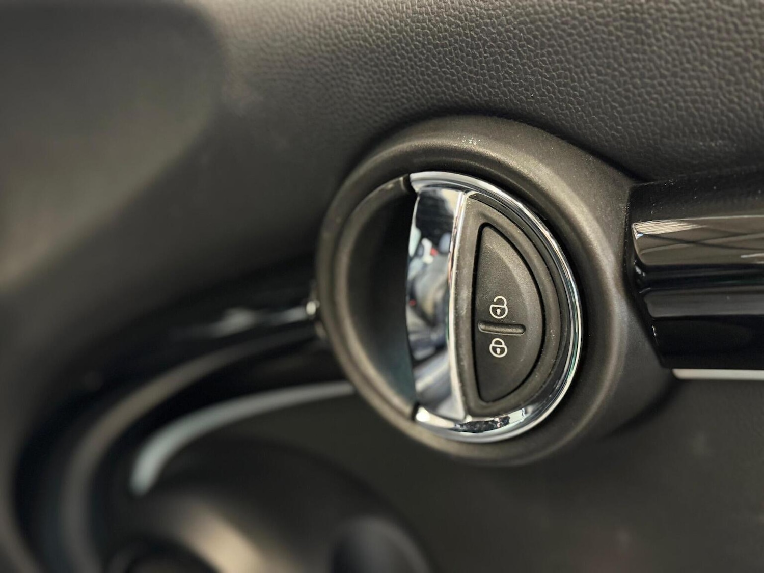 Used MINI Electric Hatch 2021 for sale - 76449730: Photo 75