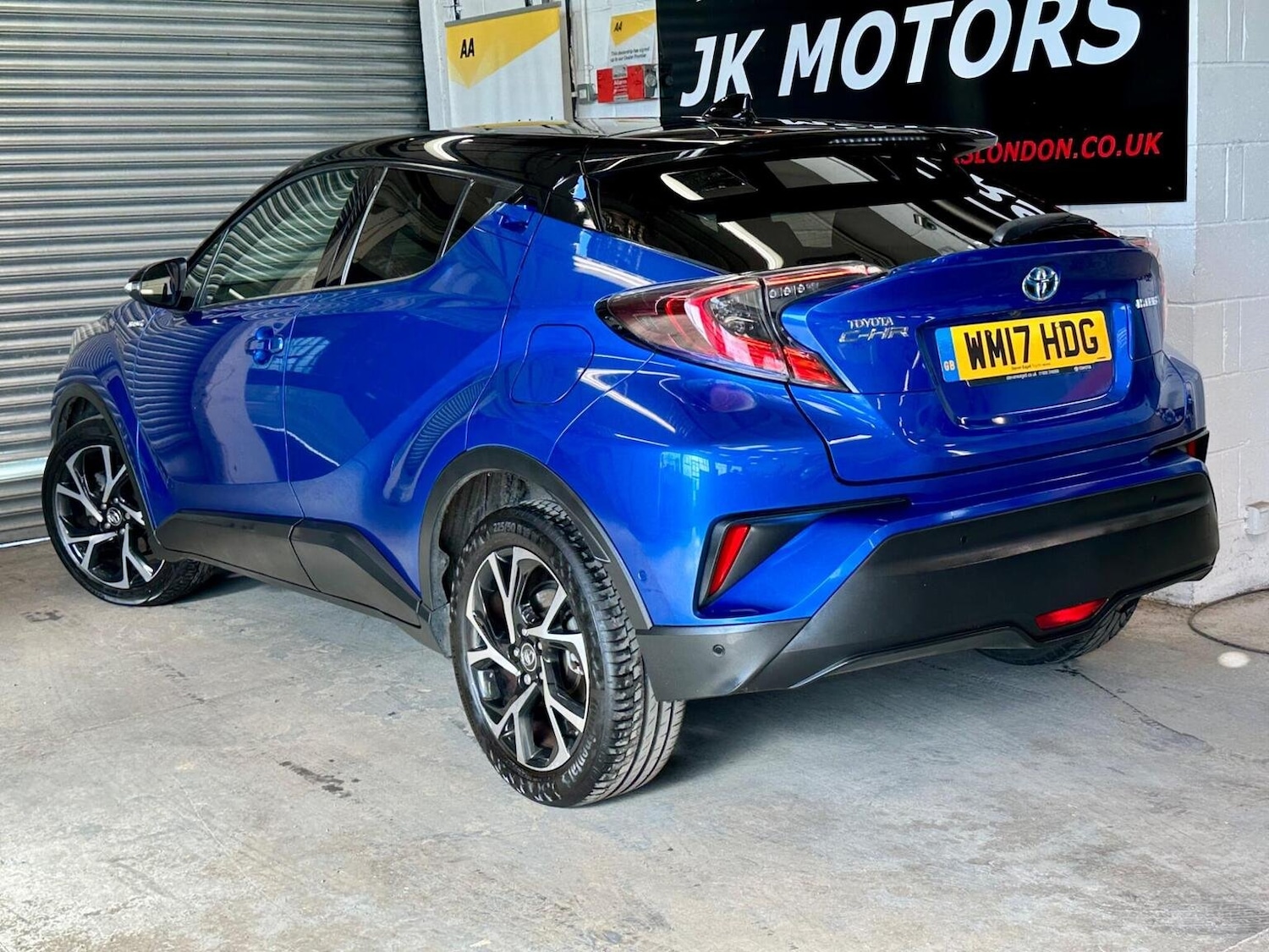 Used Toyota C-HR 2017 for sale - 76449731: Photo 15