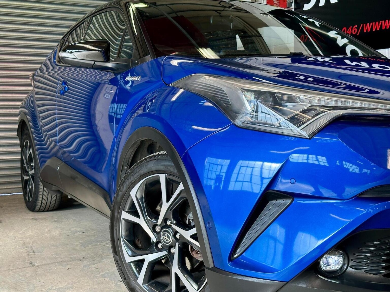 Used Toyota C-HR 2017 for sale - 76449731: Photo 32