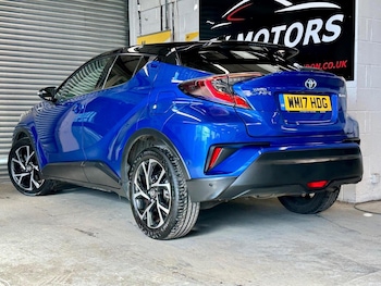 Used Toyota C-HR 2017 for sale - 76449731: Photo