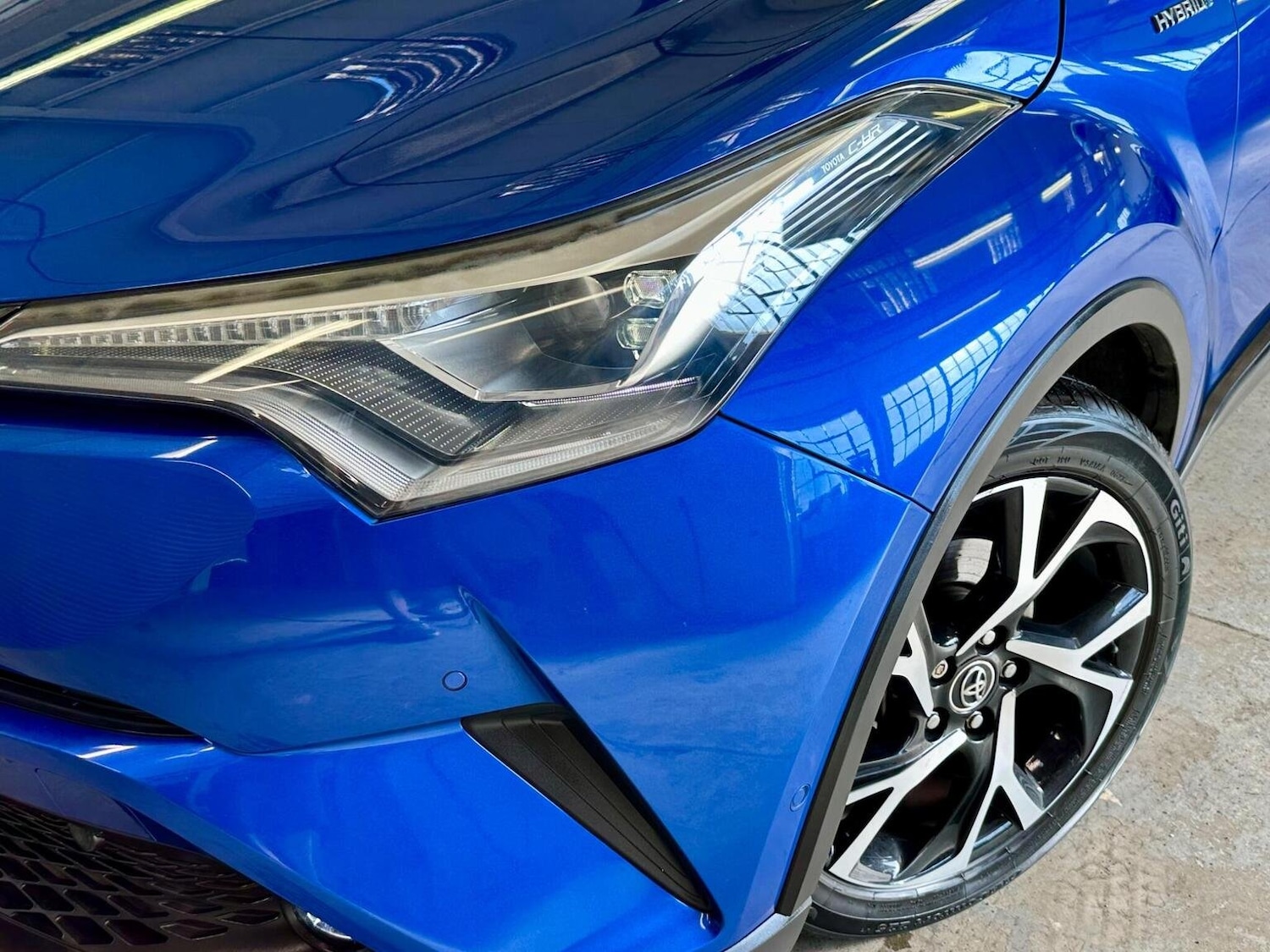 Used Toyota C-HR 2017 for sale - 76449731: Photo 47