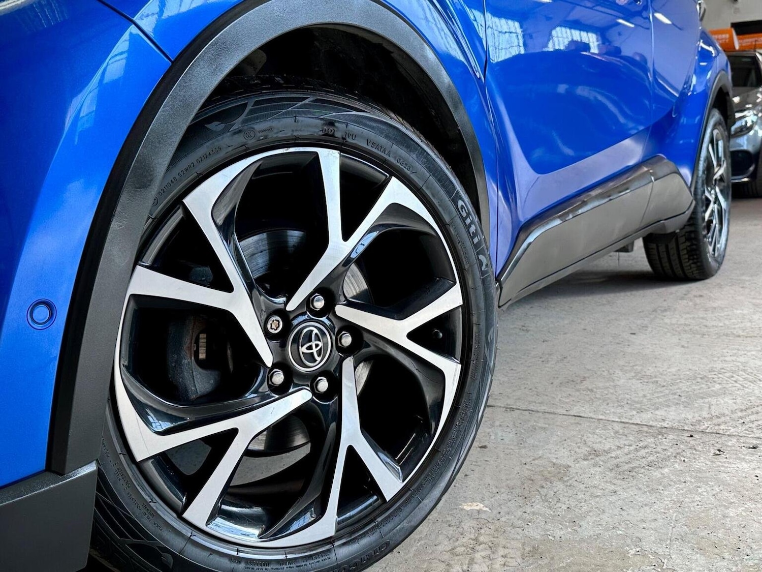 Used Toyota C-HR 2017 for sale - 76449731: Photo 49